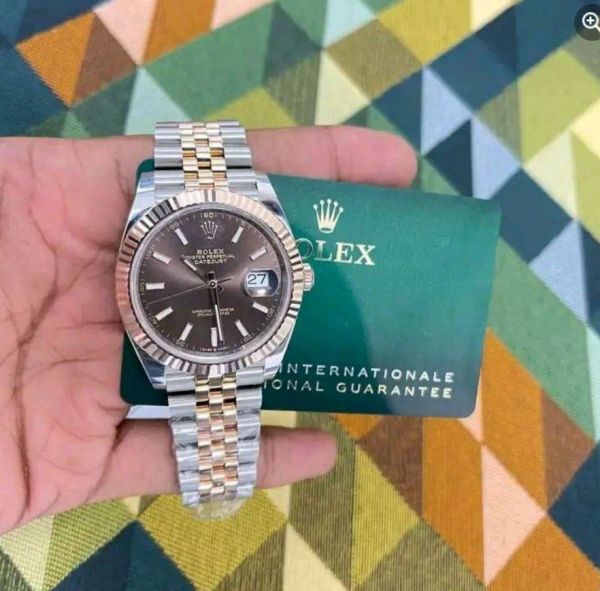 CASUAL WATCH PALLETS